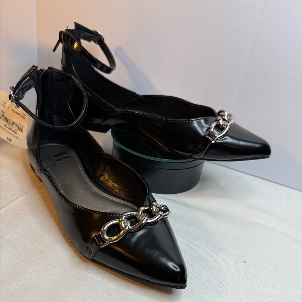 Worthington flat dress shoes ankle strap & zipper  pointed toe, silver chain 6.5